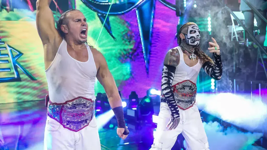 The Hardys encaminham permanência na TNA