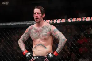 CM Punk revela motivo para ter trocado a WWE pelo UFC