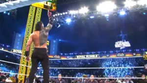 Roman Reigns faz história e vence o WWE Royal Rumble pela segunda vez
