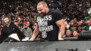 WWE ainda não desistiu de Bron Breakker para a WrestleMania 42