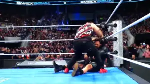 Drew McIntyre é novamente atacado e tem noite perturbadora no WWE SmackDown