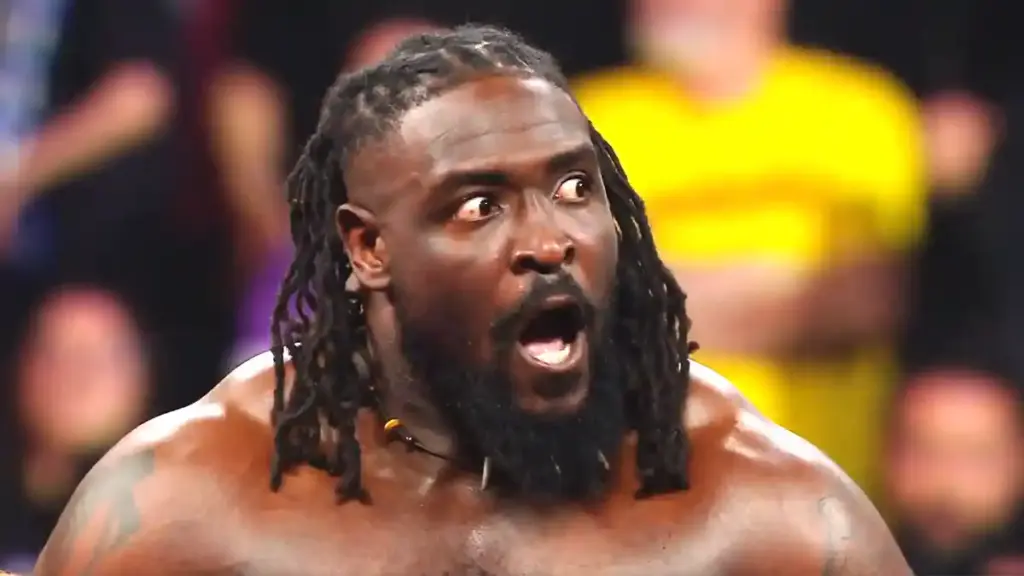 Oba Femi destrói dois gigantes na sua estreia no WWE RAW