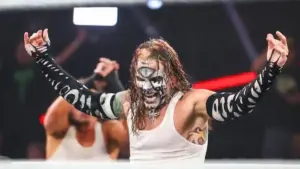 Jeff Hardy está lidando com lesão no pescoço