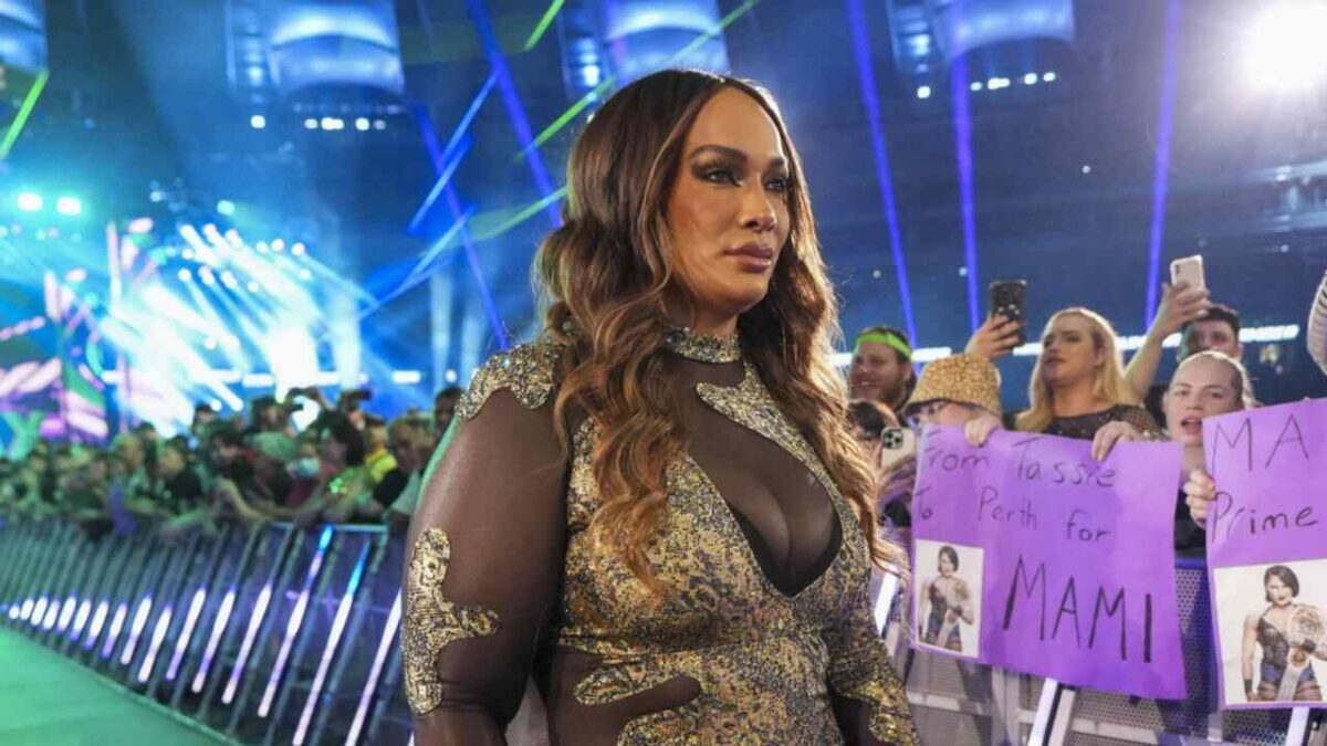 “I don’t find this as offensive as Rikishi” – Corey Graves stunned after real-life Bloodline member pulls off audacious move on Nia Jax