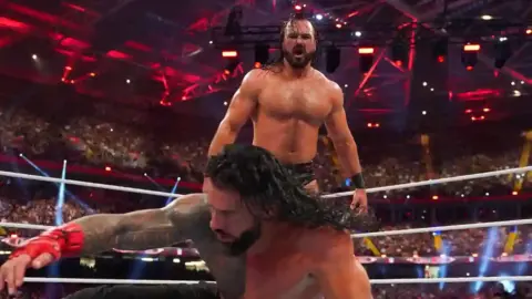 Drew McIntyre Shares Message Mocking Roman Reigns: “Five Years Ago Today”