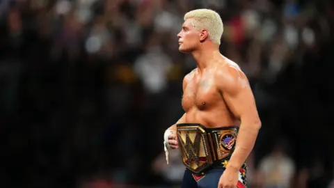 Cody Rhodes heavily praised by WWE legend