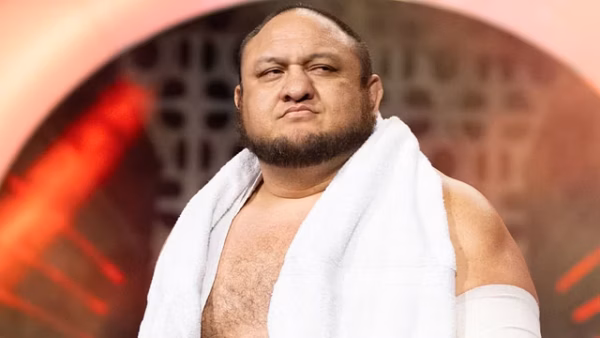 Samoa Joe returns during AEW Dynamite