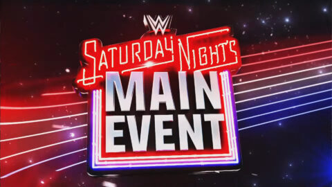 Ex-WWE Universal Champion Injured During Saturday Night’s Main Event, Fans Concerned