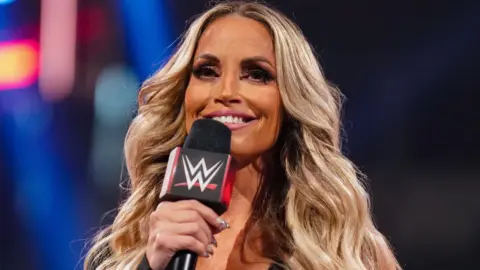 Trish Stratus Makes Major Announcement Before WWE RAW Involving WrestleMania 41