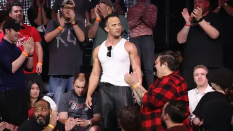 Ricky Starks Officially Signs with WWE, Receives New Name