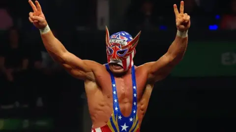 WWE Sparks Outrage Among Mexican Fans After El Grande Americano’s Controversial RAW Debut