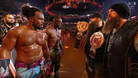 New Challengers Crowned for World Tag Team Championship; Major Return Shakes Up RAW