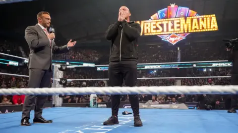 Former WWE Champion Volunteers to Replace Kevin Owens Against Randy Orton at WrestleMania 41