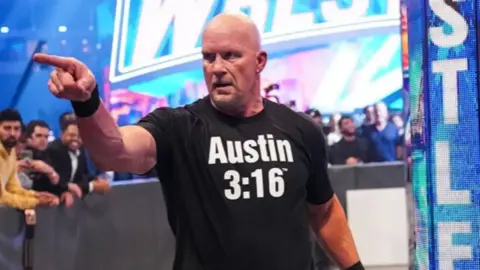 Current WWE RAW Star Calls Out Steve Austin For One More Match