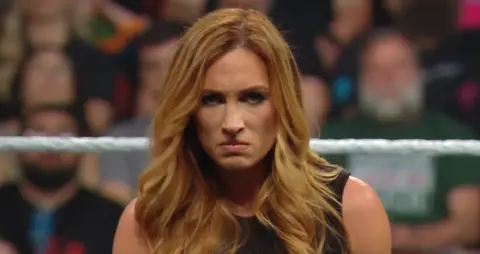 Becky Lynch Issues Warning to Entire WWE Women’s Division
