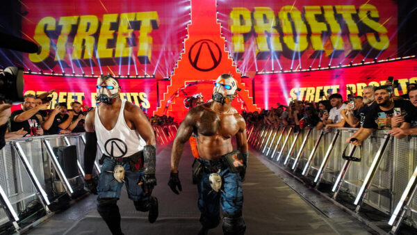 WWE Planning to Split Up The Street Profits