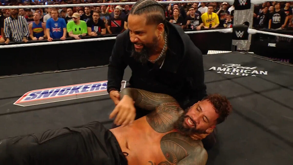 The Usos Reunite on WWE RAW After Jimmy Uso Saves Jey