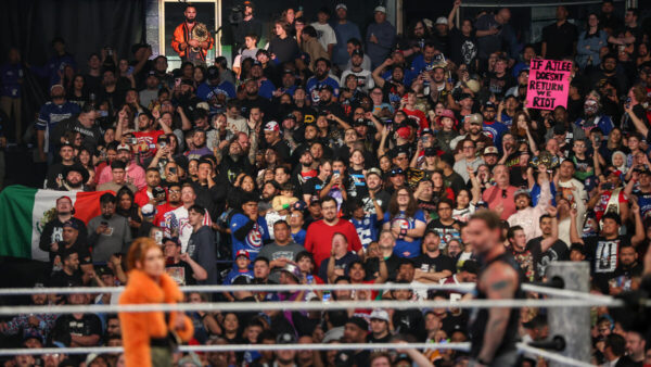 Seth Rollins Spotted Breaking Character During WWE SmackDown Main Event