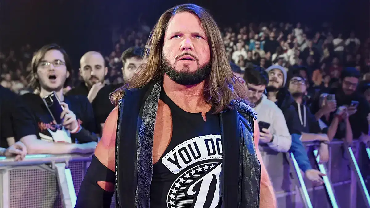 Hijo de AJ Styles acusa a la WWE de faltarle el respeto a su padre