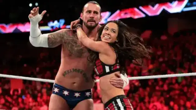 Rumores tras bastidores de la WWE sobre el posible regreso de AJ Lee