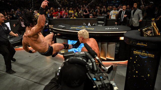 Los fanáticos de la WWE protestan contra Triple H y Wrestlepalooza