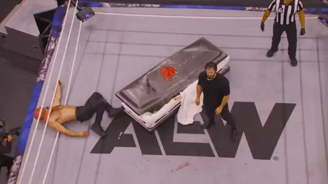 Jon Moxley confía en un regreso inesperado para ganar AEW All Out