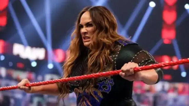 Fans de WWE quieren que despidan a Nia Jax