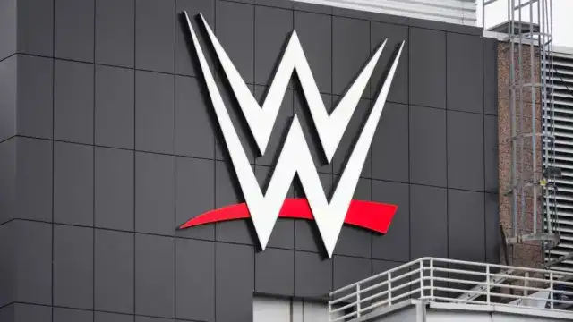 Acusan a la WWE de engañar a Netflix y ESPN